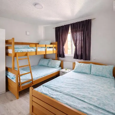 Selena - Golija Pensiune Rudno