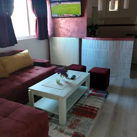 Selena - Golija Guest house